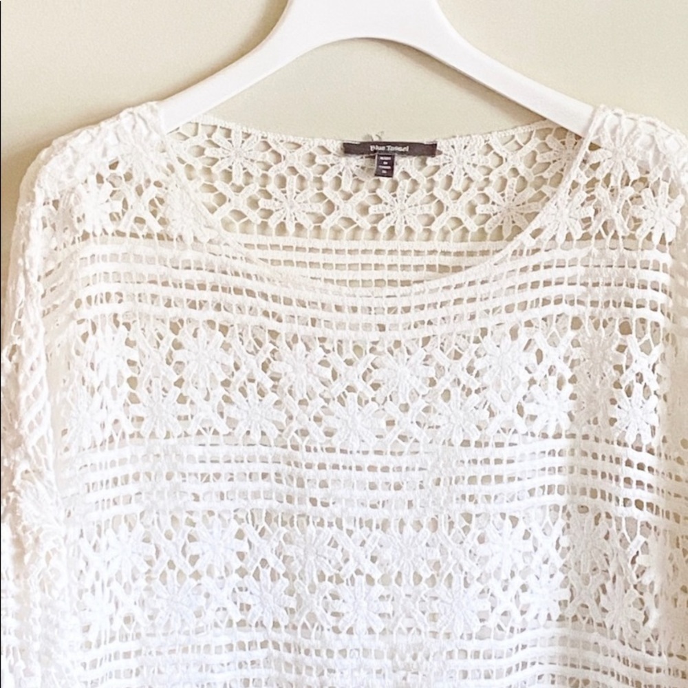 Anthropologie Blue Tassel Crochet Top White Sleeves Size S - Picture 3 of 6